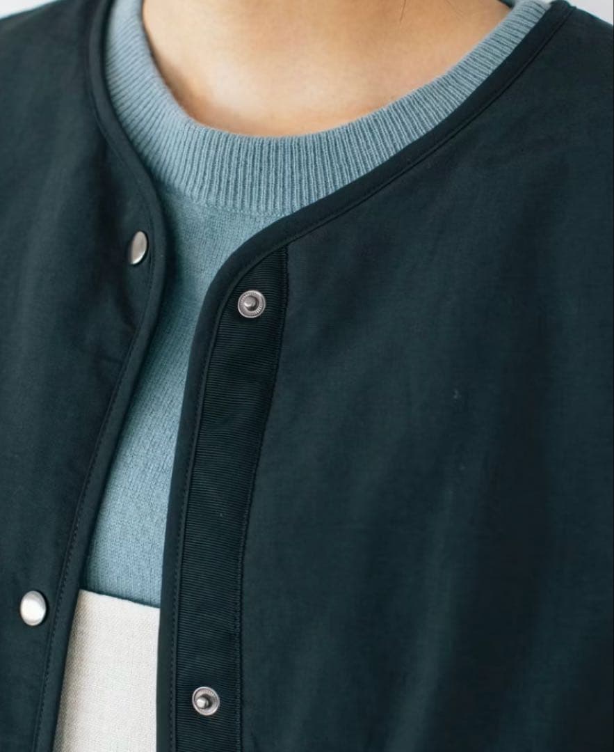 北欧暮らしの道具店　「ふんわり軽くてあったかい」洗えるショート丈コート　ブラック