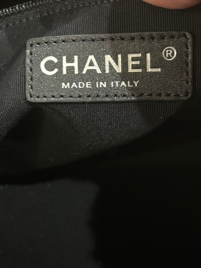 CHANEL ブラック レザートートバッグ