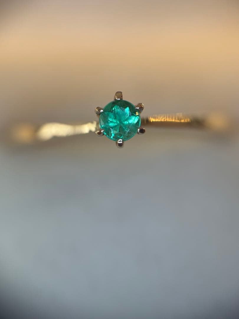 ヴィンテージ　天然エメラルド　k10 リング