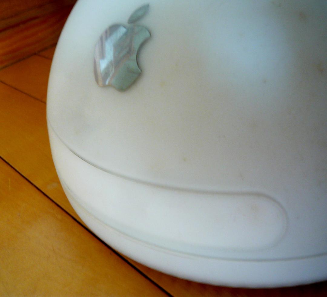 iMac G4 700MHz/ 512MB/ 40GB/ Combo/15インチ