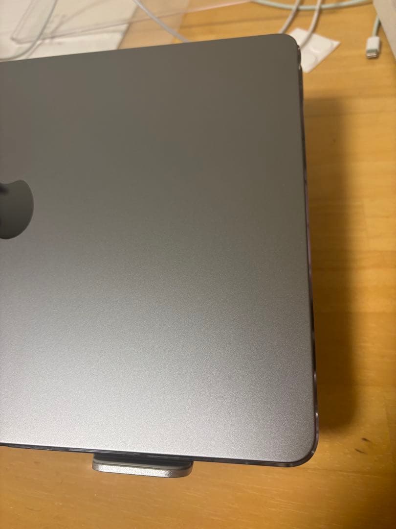 MacBook本体 MacBook Air M2 16GB