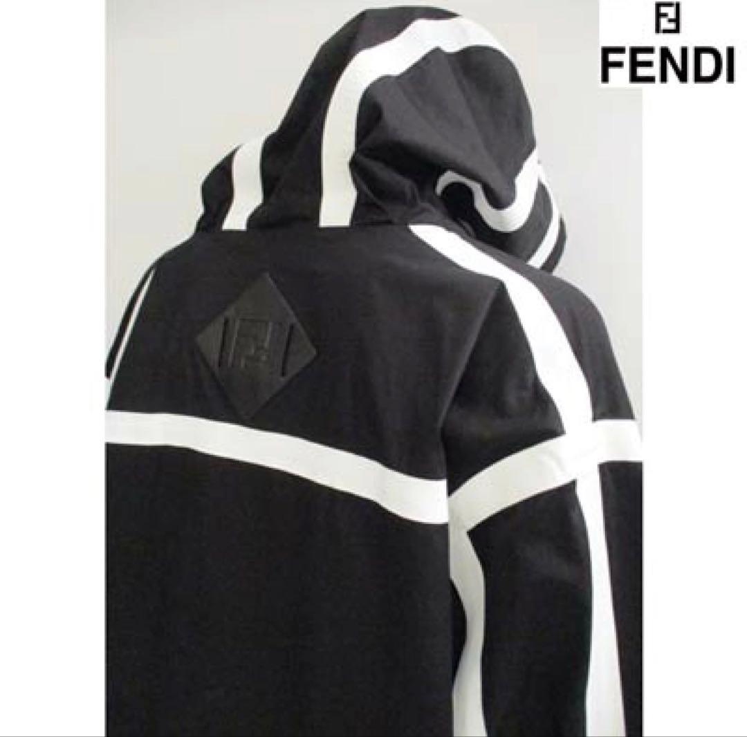 希少！！FENDI 46ストライプデザイン ナイロンジャケット
