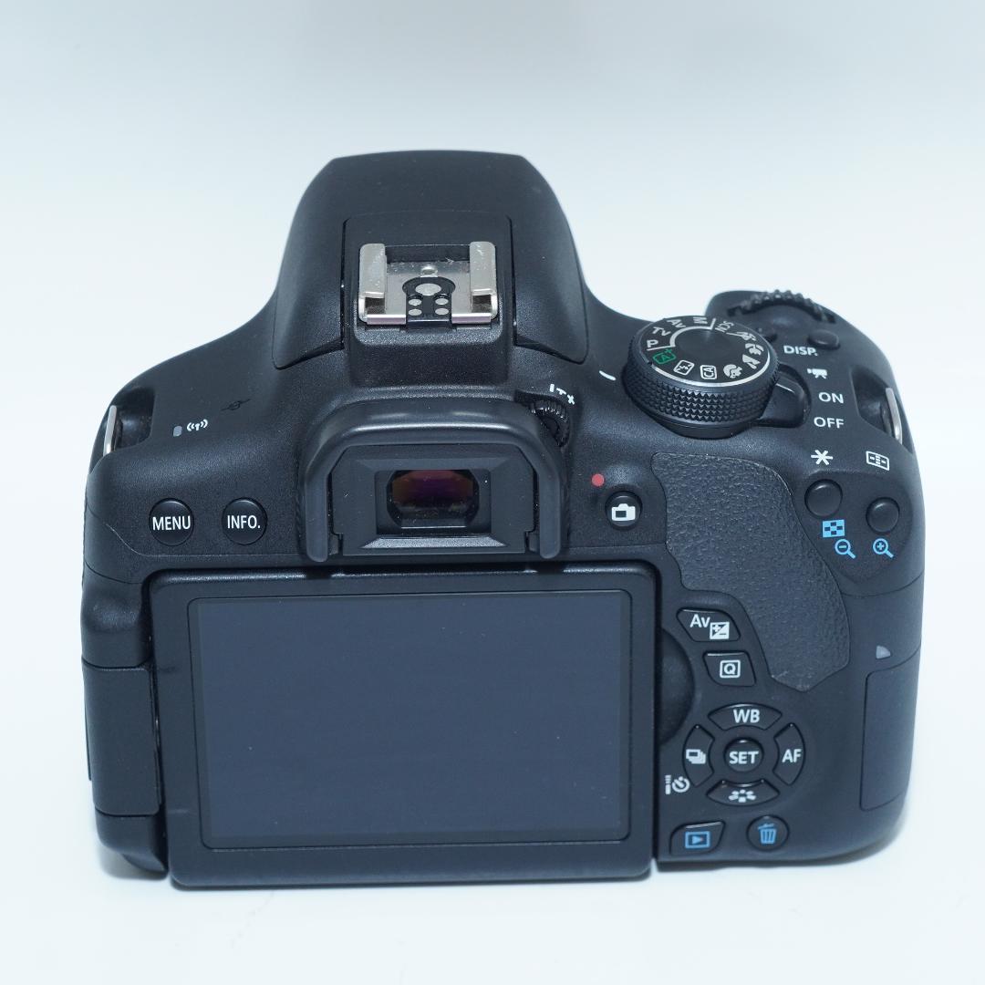 スマホ転送・自撮りができる★キャノン EOS kissx8i ボディ