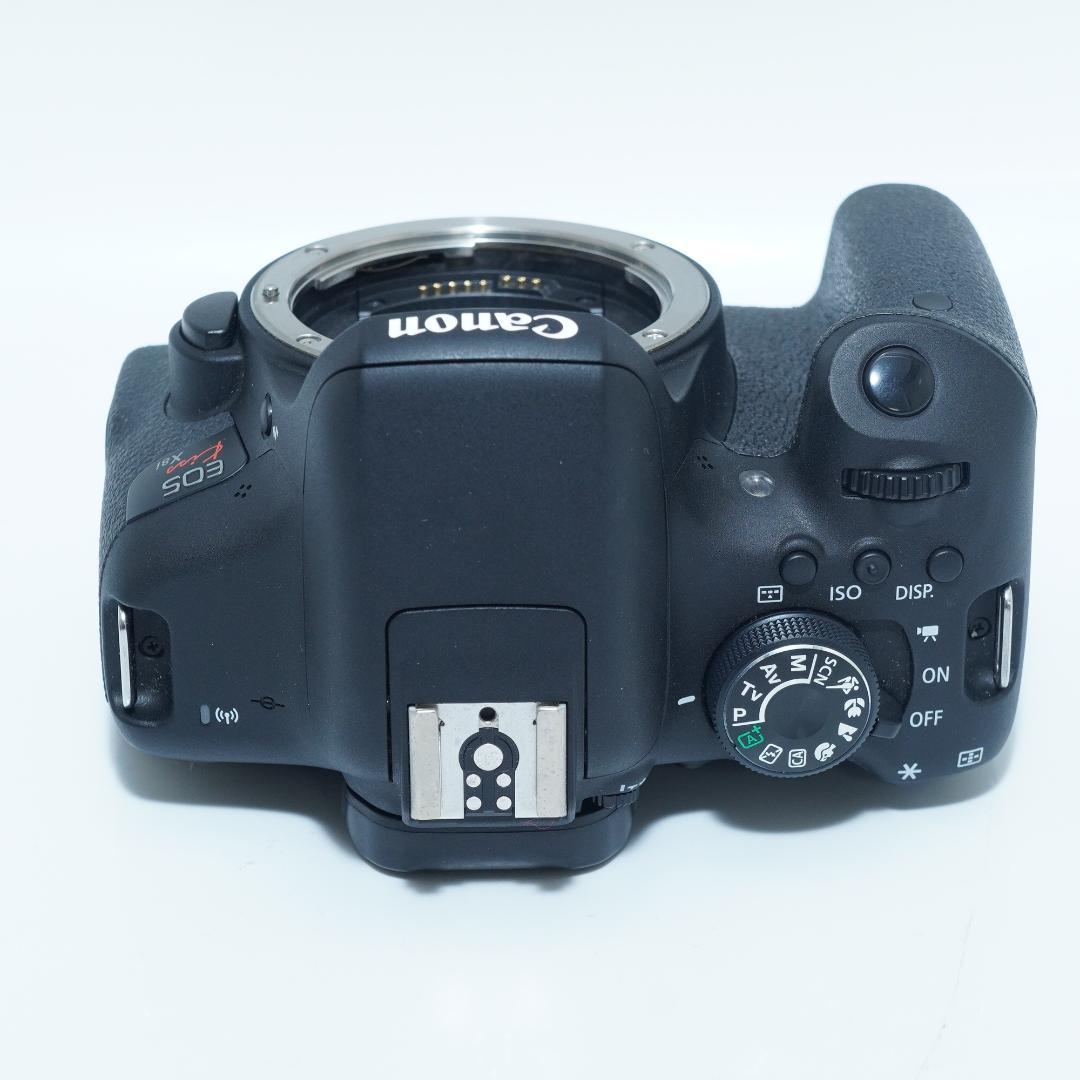 スマホ転送・自撮りができる★キャノン EOS kissx8i ボディ