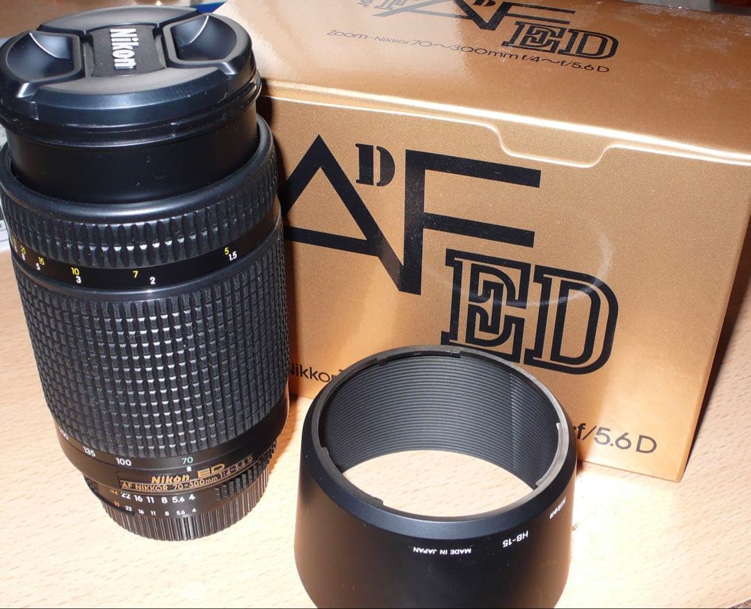 Nikon AF ED 70-300mm f/4-5.6D ズームレンズ