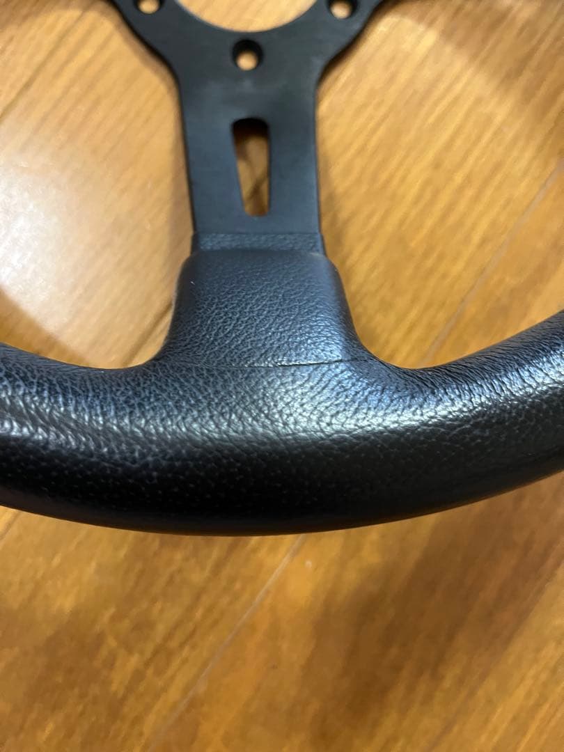 momo ステアリング Full Speed 328D ブラック フルスピード