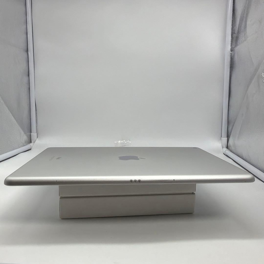 iPad 第7世代 32GB Wi-Fi バッテリー92%