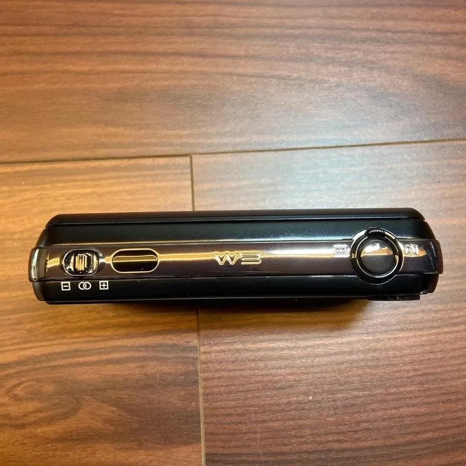 富士フィルム FinePix リアル 3D W3デジタルカメラ 4925