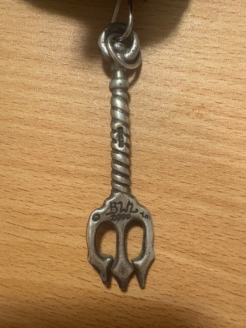 美品　廃盤品　Bill Wall Leather トライデント　ペンダント