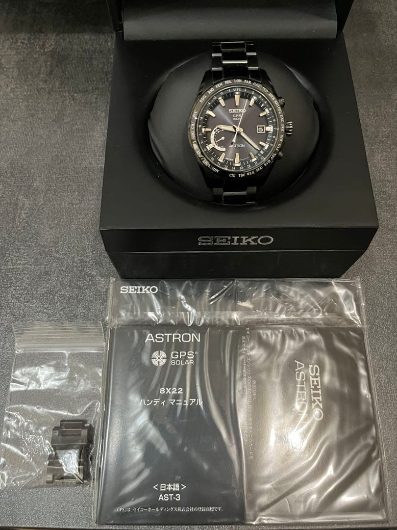 k*a様 腕時計 SEIKO ASTRON ブラック