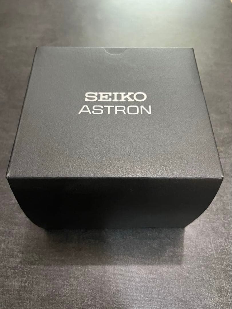 k*a様 腕時計 SEIKO ASTRON ブラック