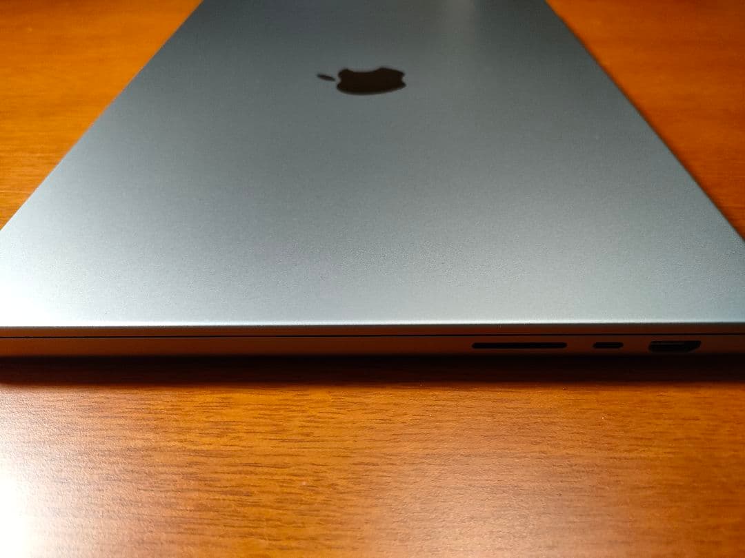 16インチMacBook Pro 12コアCPU 19コアGPU M2 Pro