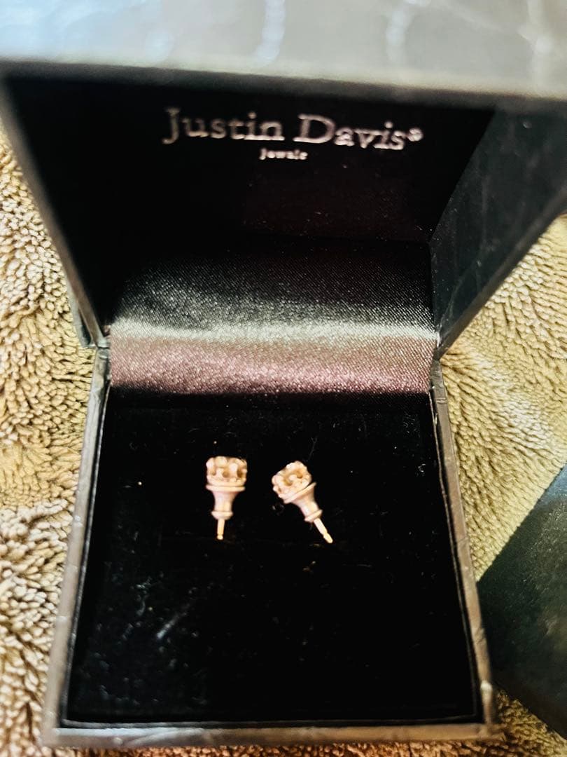 Justin Davis クラウンモチーフ ピアス　925 シルバー