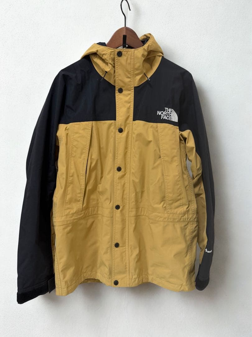 THE NORTH FACEマウンテンライトジャケット ブラック×イエロー L