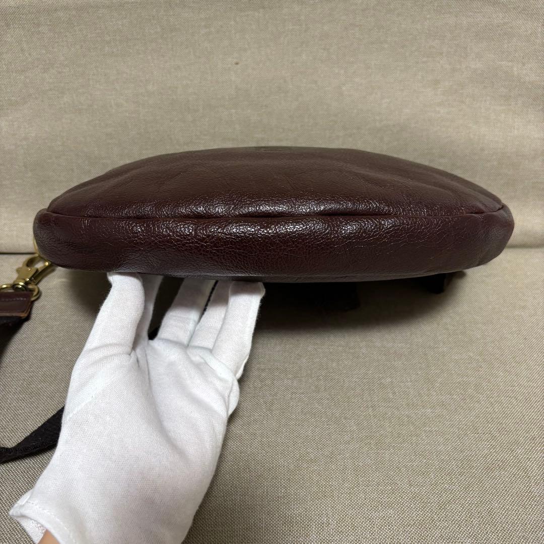 未使用級、正規保証★イルビゾンテ★クロスボディバッグ2way定価74,800円