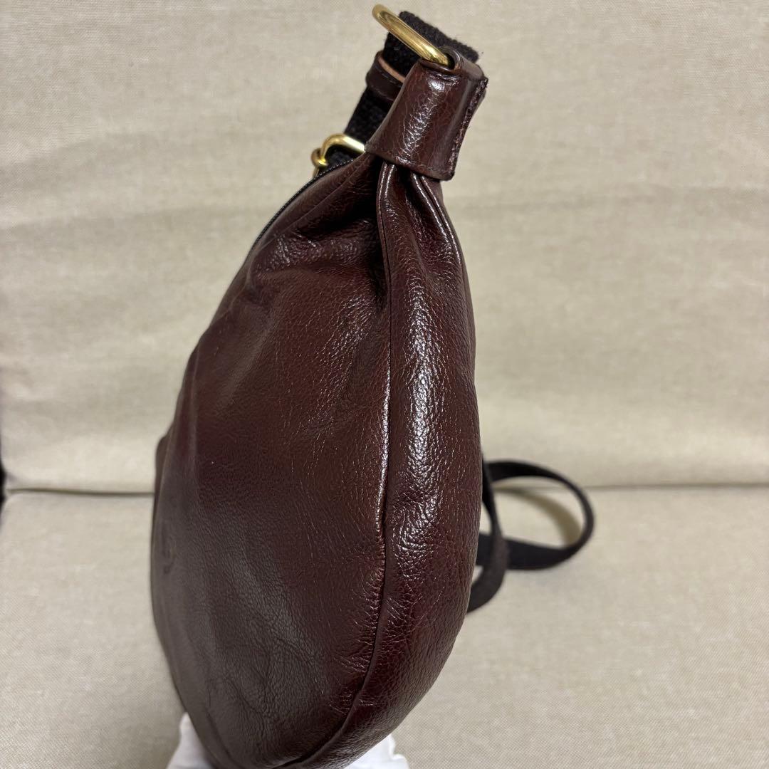 未使用級、正規保証★イルビゾンテ★クロスボディバッグ2way定価74,800円