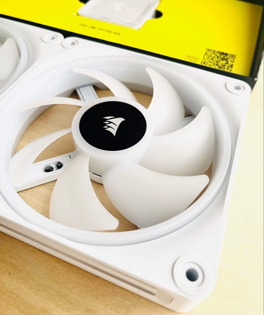 Corsair QX120 RGB ファン 3個セット ホワイト②