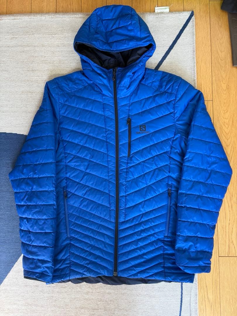 Salomon 青 puffer jacket リバーシブルMサイズ　テック系