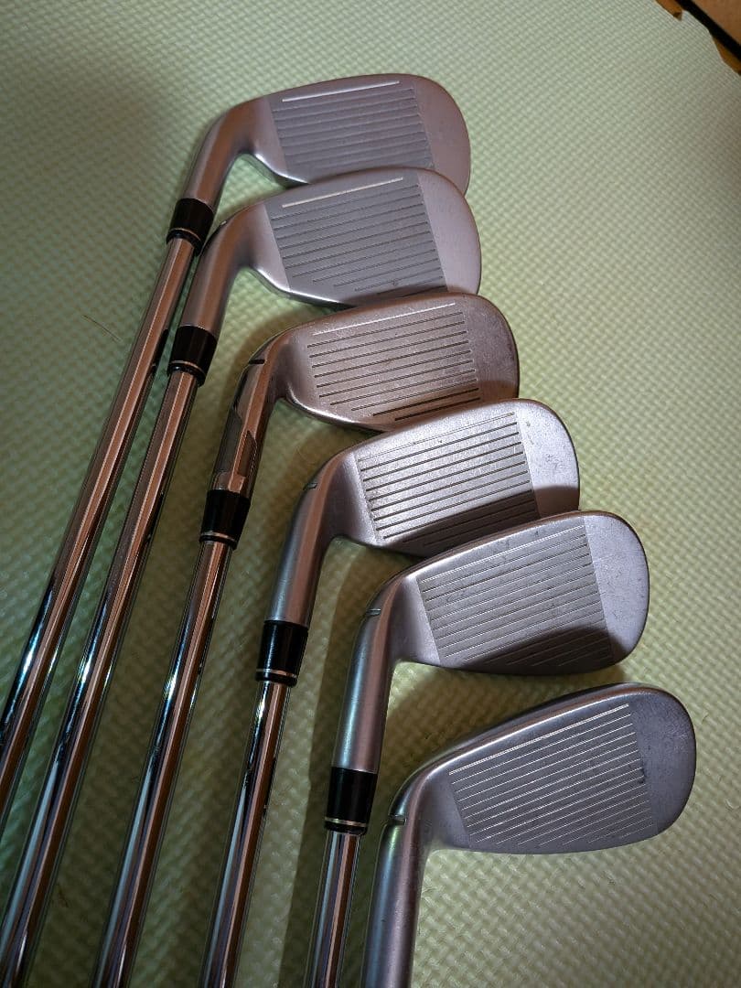 テーラーメイド　RBLADEZロアイアン5本 + Sim2 max アイアン7番