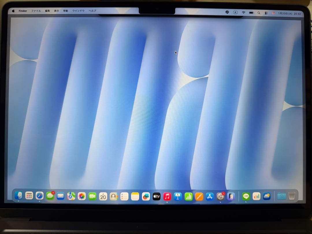 2025年モデルMacBookAir m4 13インチ　ミッドナイト