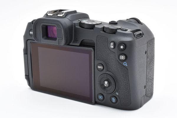 【美品】キャノン Canon EOS RP ボディ ミラーレスカメラ