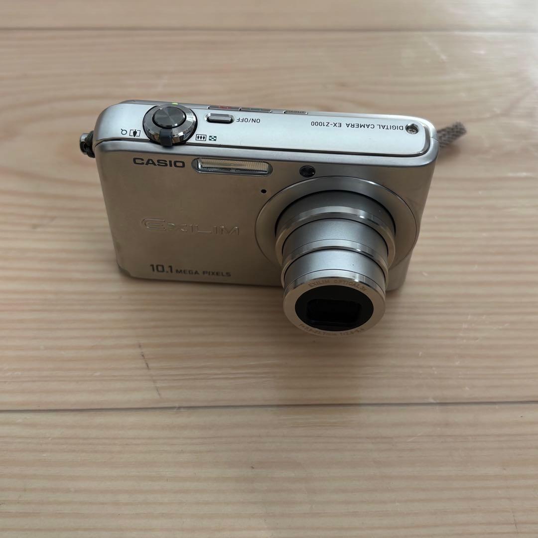 美品　CASIO EXILIM EX-Z1000 コンデジ　デジカメ　カシオ