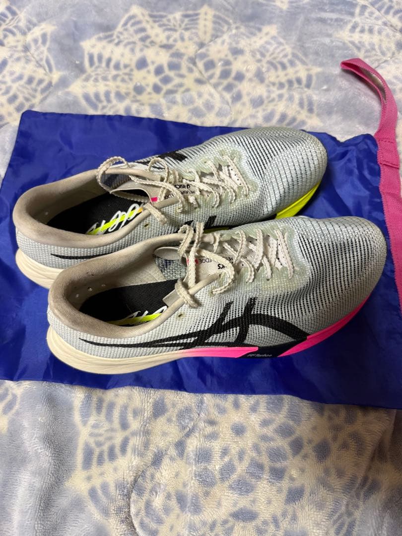 アシックスメタスピードエッジパリ 25.5