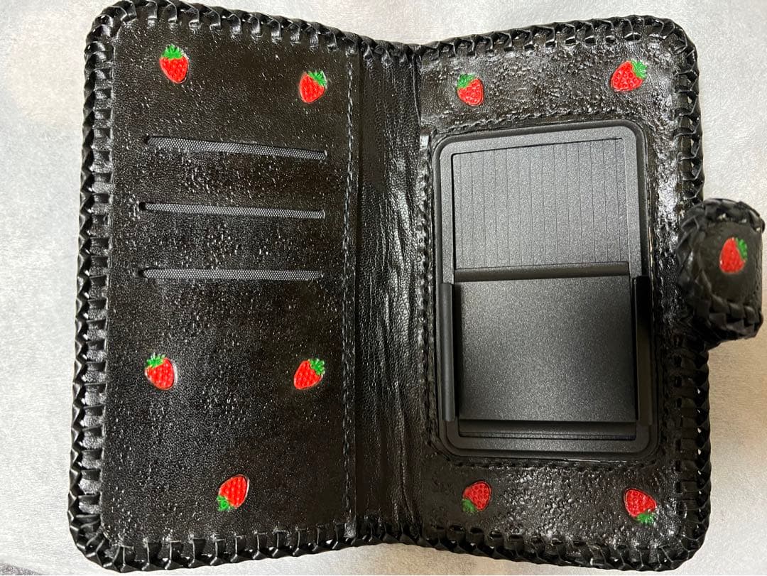 ハンドメイド本牛革手帳型スマホケース