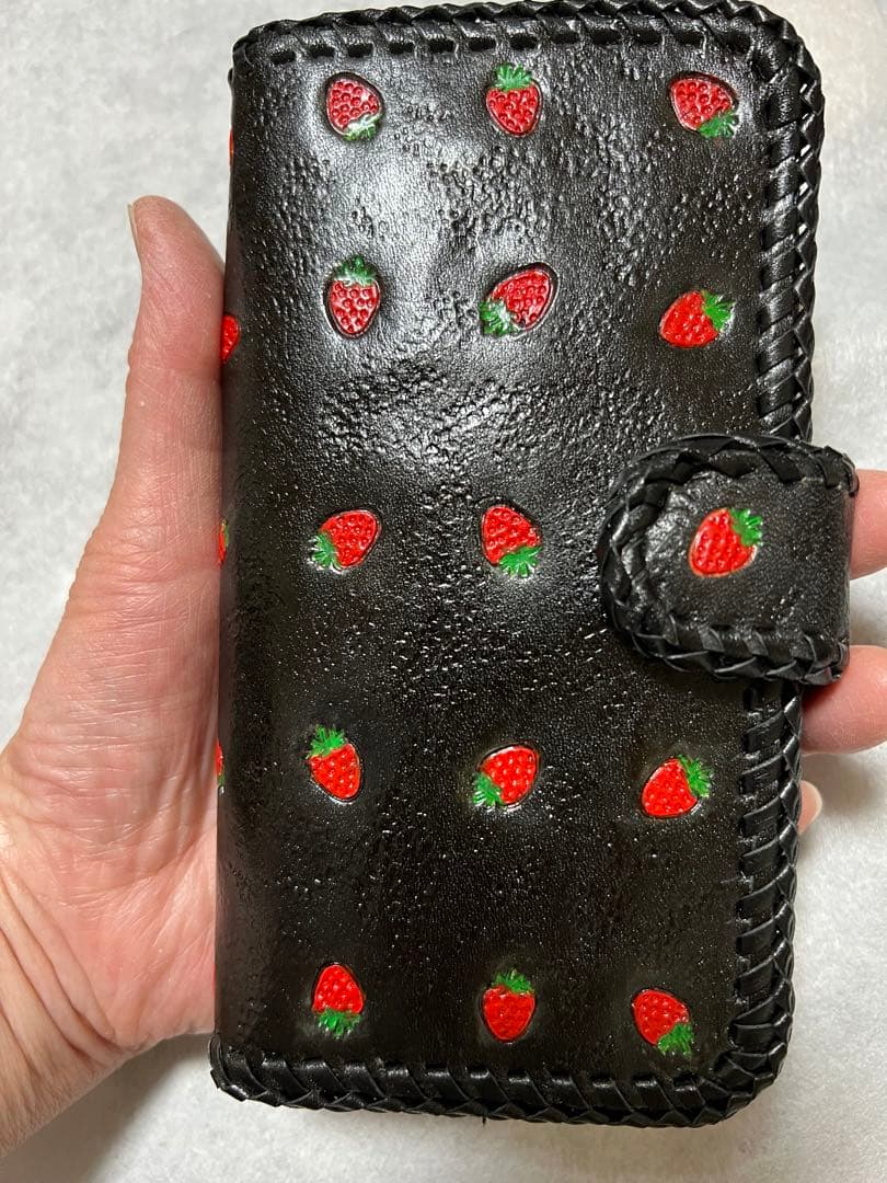 ハンドメイド本牛革手帳型スマホケース