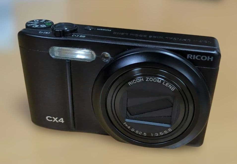 RICOH　CX4 デジタルカメラ