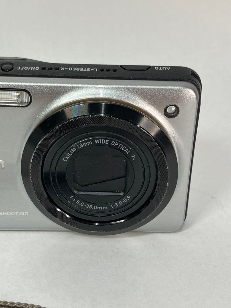 CASIO EXILIM EX-ZR10 デジタルカメラ シルバー