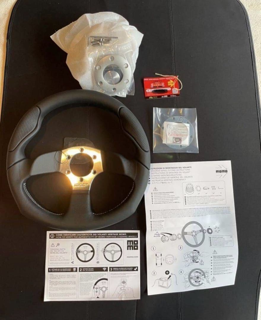 訳あり新品MOMO COMMANDO2R モモコマンド２Ｒ32φ 【日本正規品】