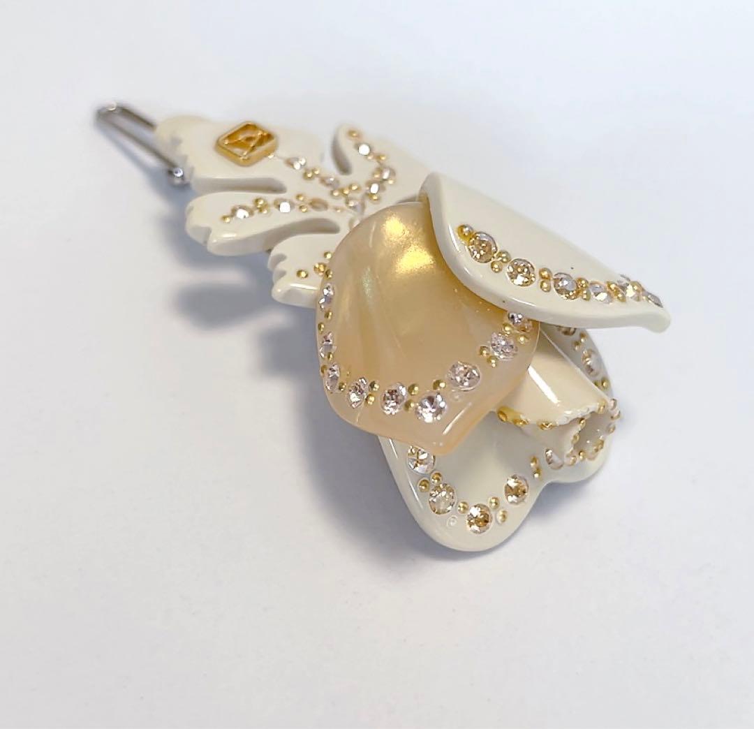 アレクサンドルドゥパリ　ヘアピン　ベージュ　つぼみ　スワロフスキー　キラキラ