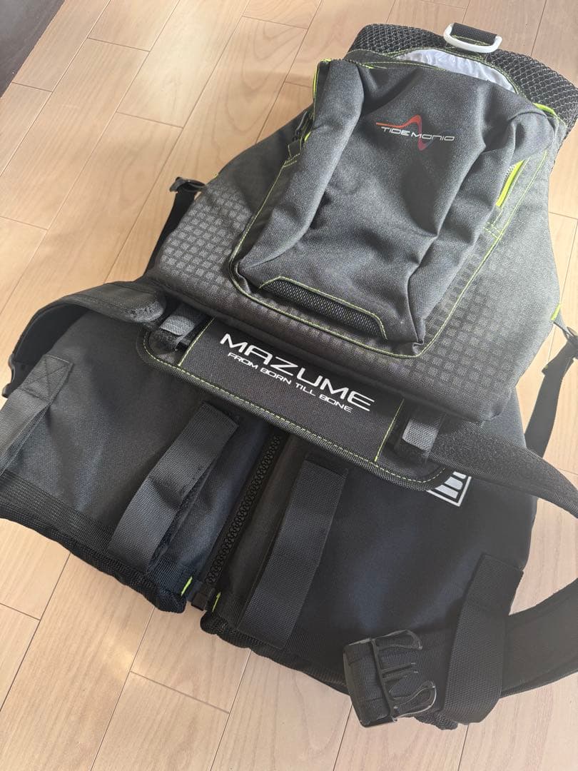 mazume 25タイドマニアライフジャケット　ブラックライム　MZLJ-831