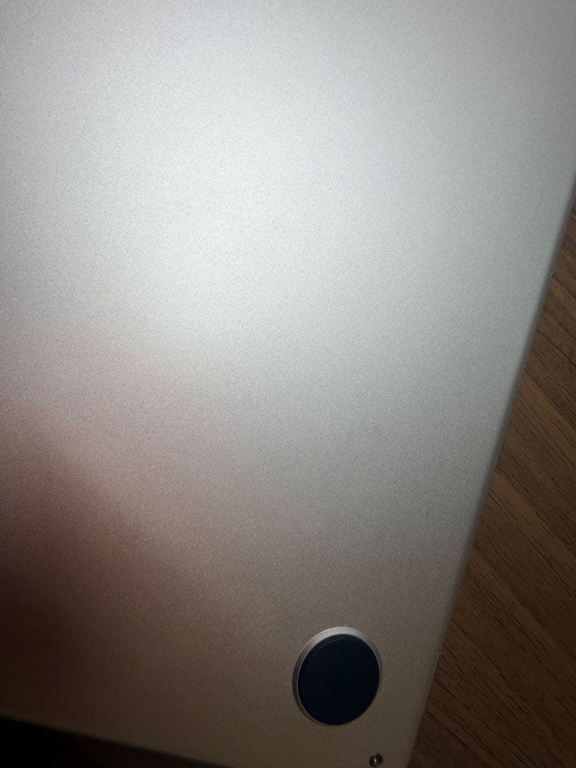 MacBook Air 15インチ (M3) / 16GB / 256GB