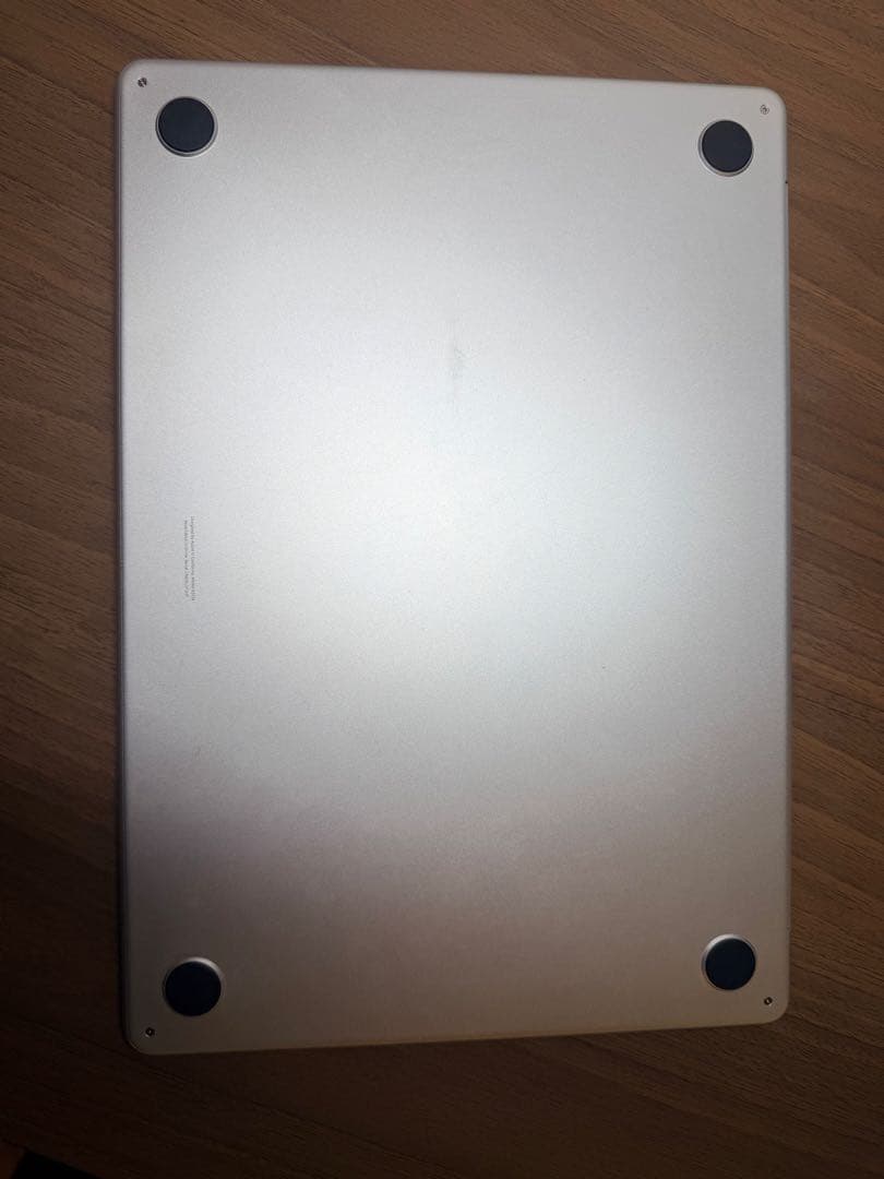 MacBook Air 15インチ (M3) / 16GB / 256GB