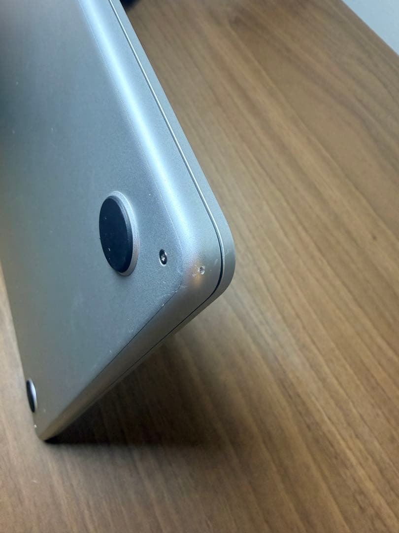 MacBook Air 15インチ (M3) / 16GB / 256GB