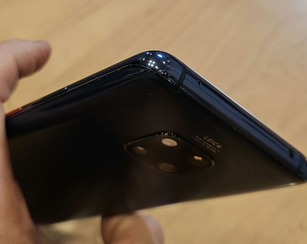 HUAWEI Mate 20 Pro 本体のみ SIMフリー版