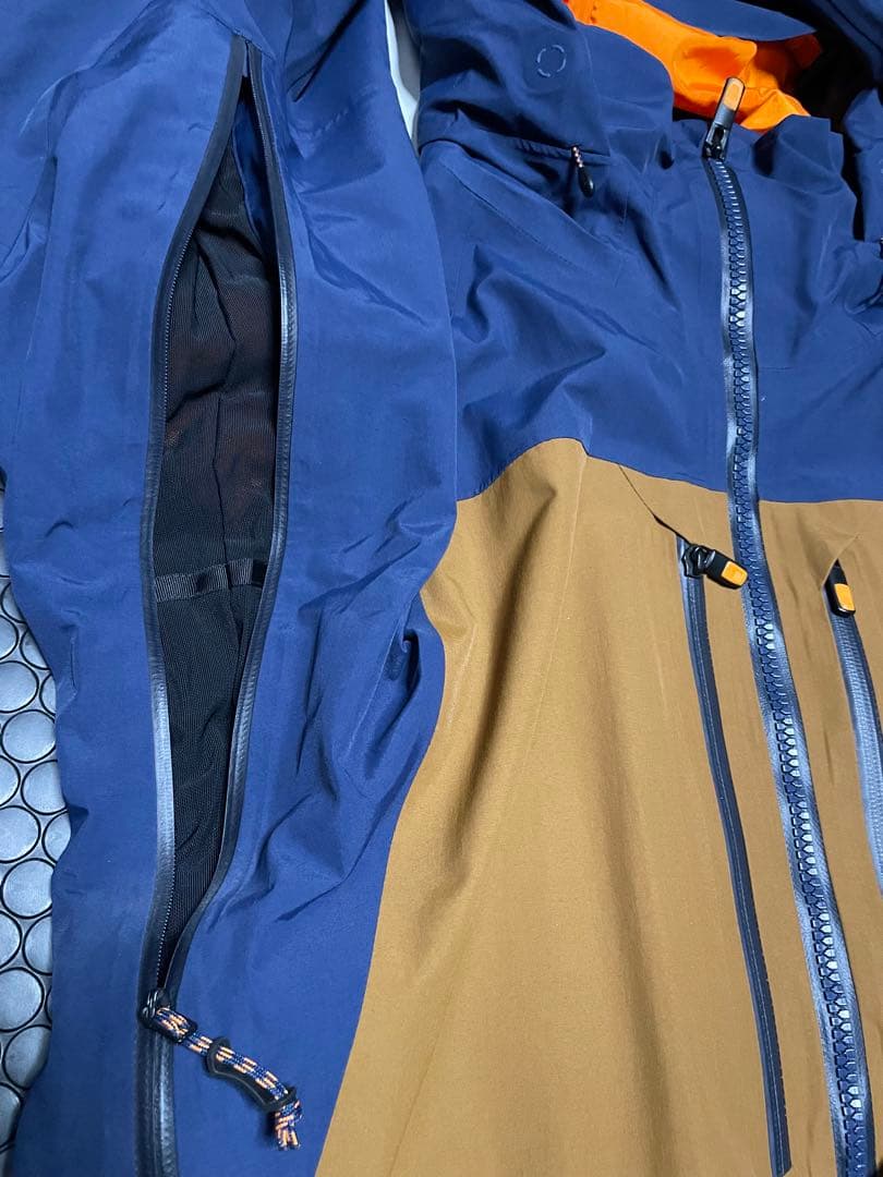 Burton [ak] GORE-TEX スノーボードジャケットS 美品