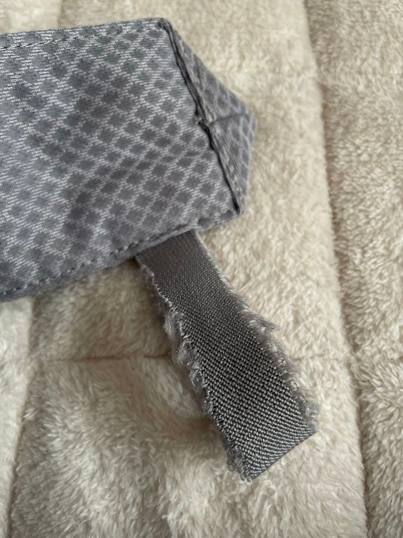 Nuna 抱っこ紐 グレー メッシュ　カドル