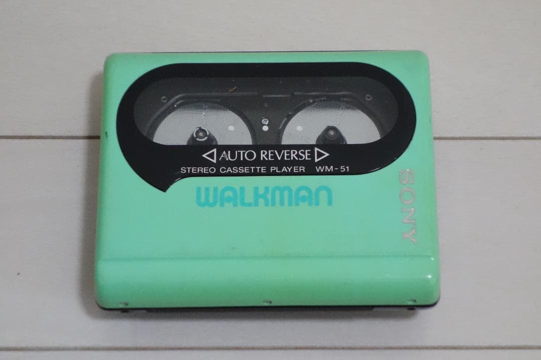 希少品 ウォークマン WM-51 (SONY ソニー) グリーン Walkman
