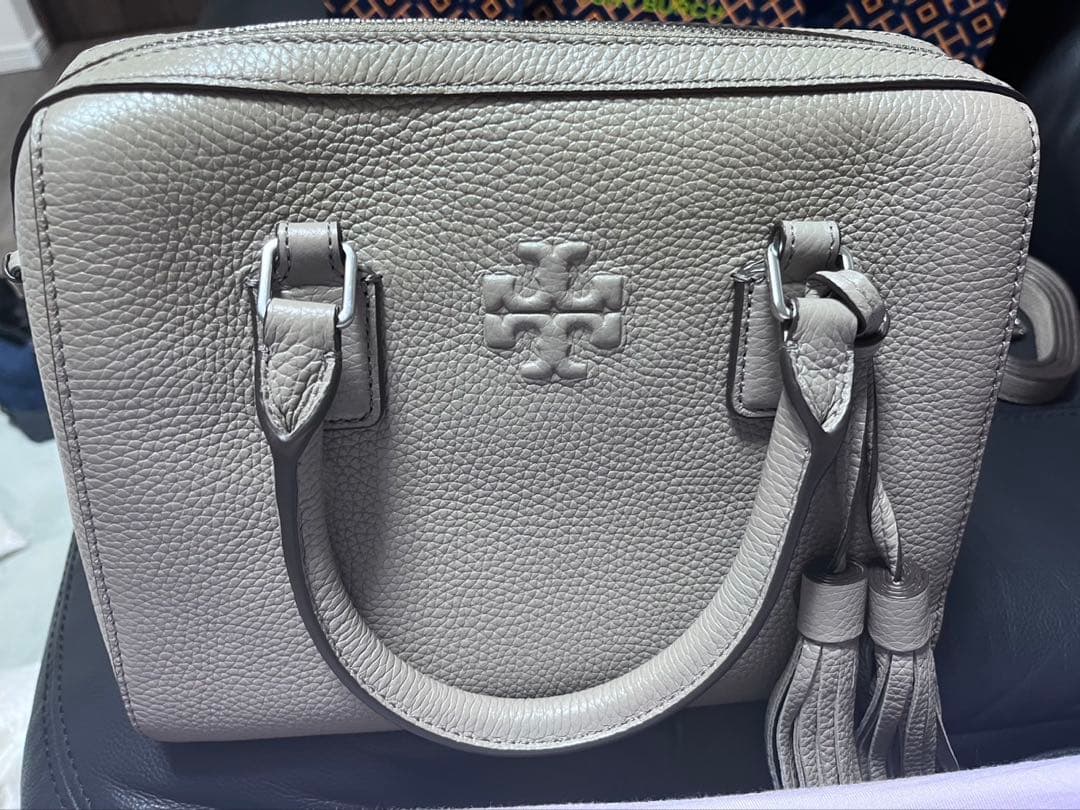 ゆ*ん様 トリーバーチ バッグ 美品