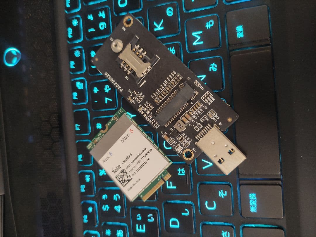 Telit LN940A9 T77W676 4G LTE モデム & アダプタ
