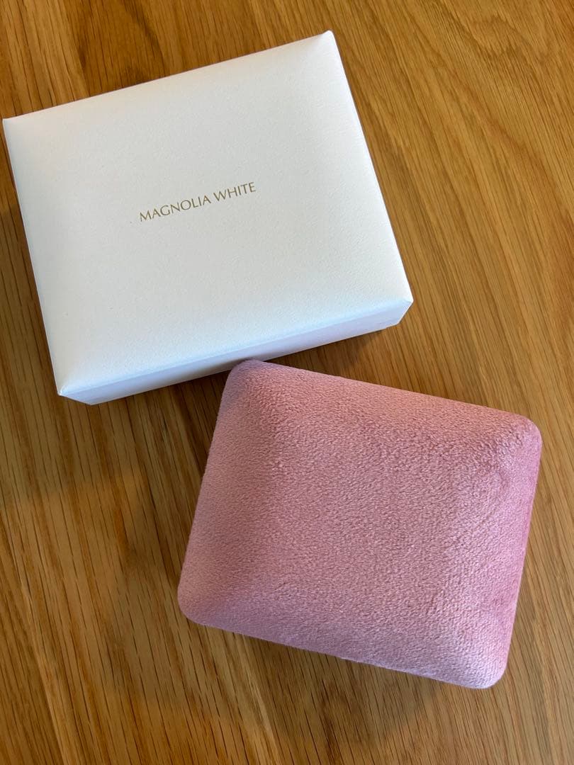 【未使用箱付き】マグノリアホワイト石井美保　ジュエリーケース　ピンク大サイズ