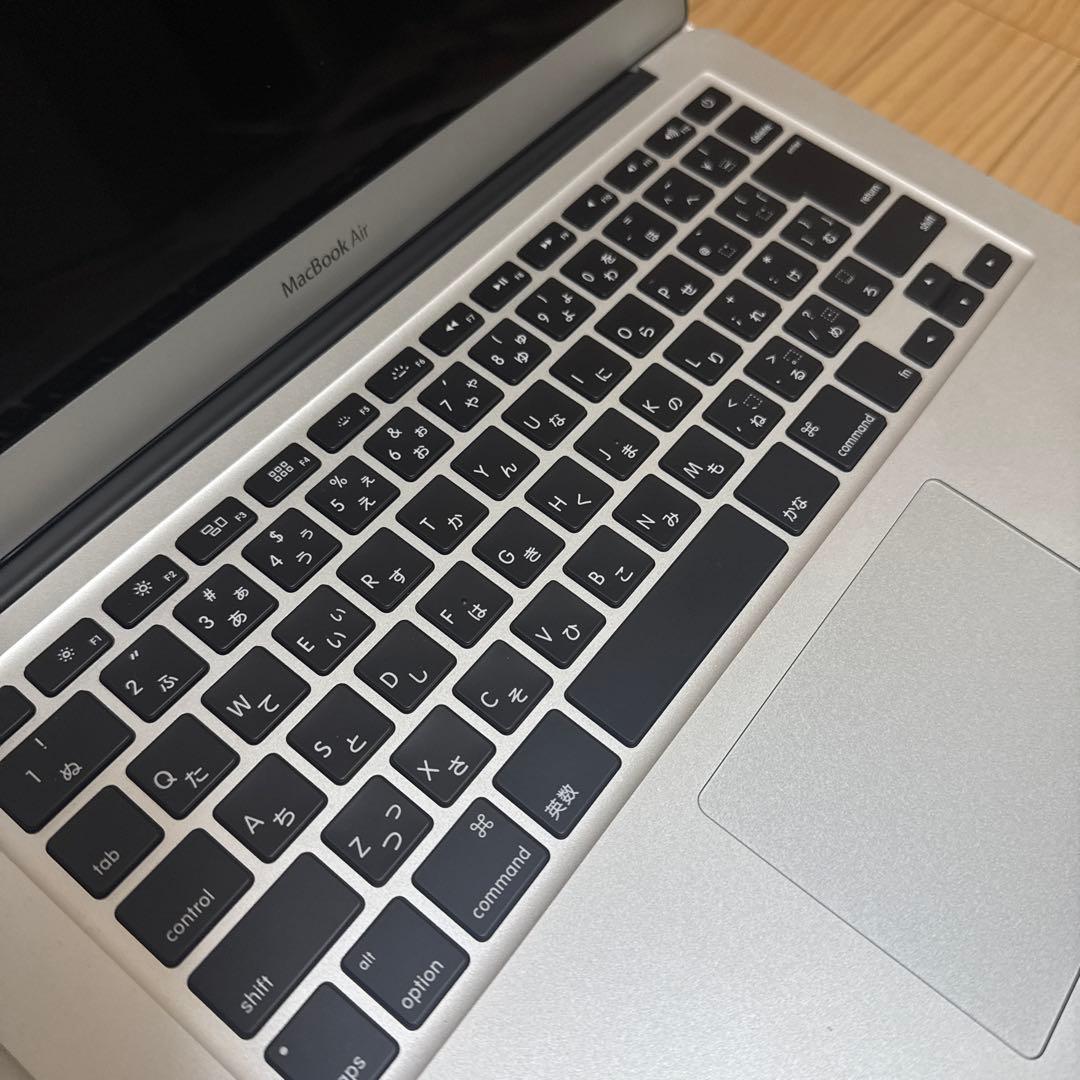 美品 Mac book Air 13インチ A1466 マウス付
