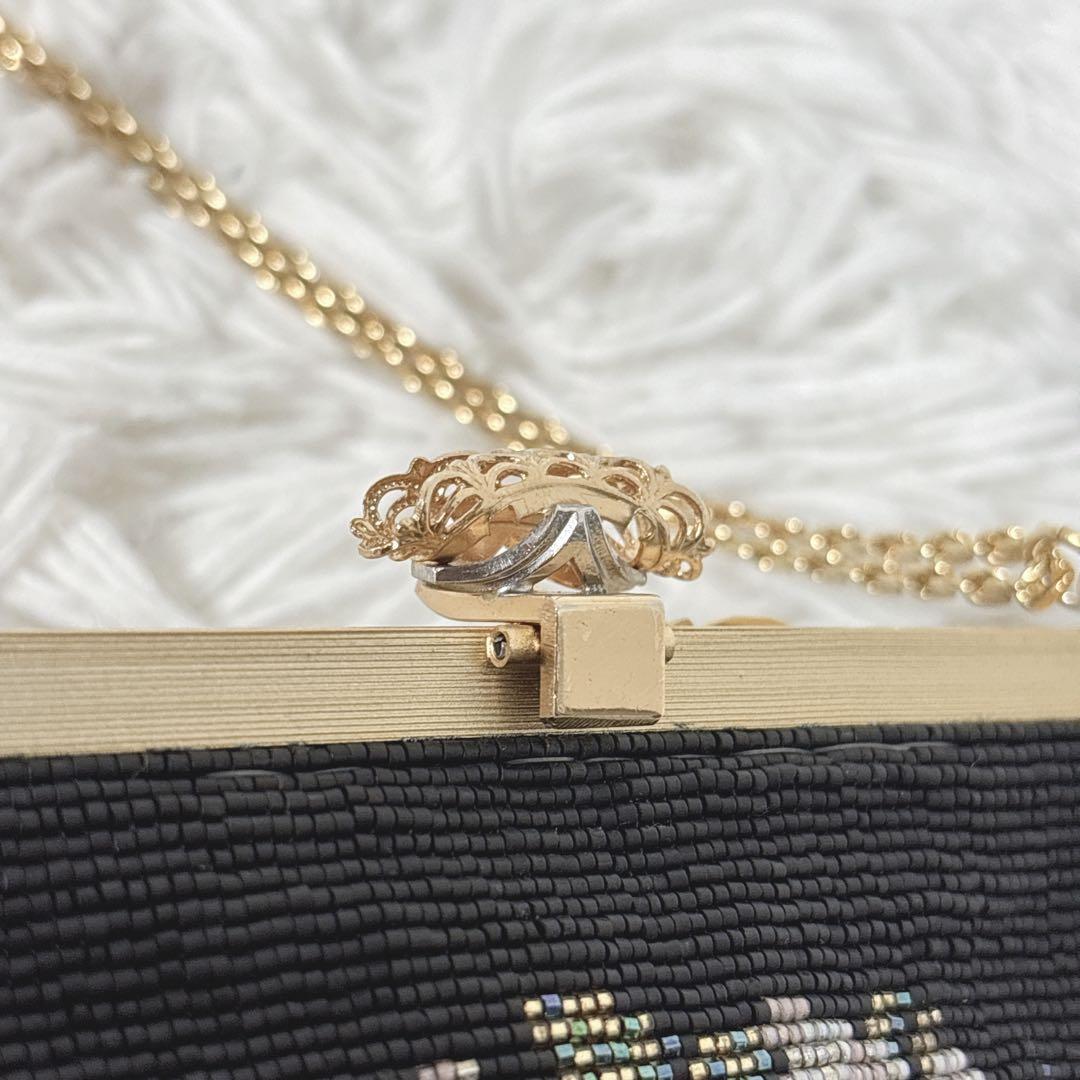 ビーズバッグ　ショルダーポーチ　花柄　フラワー