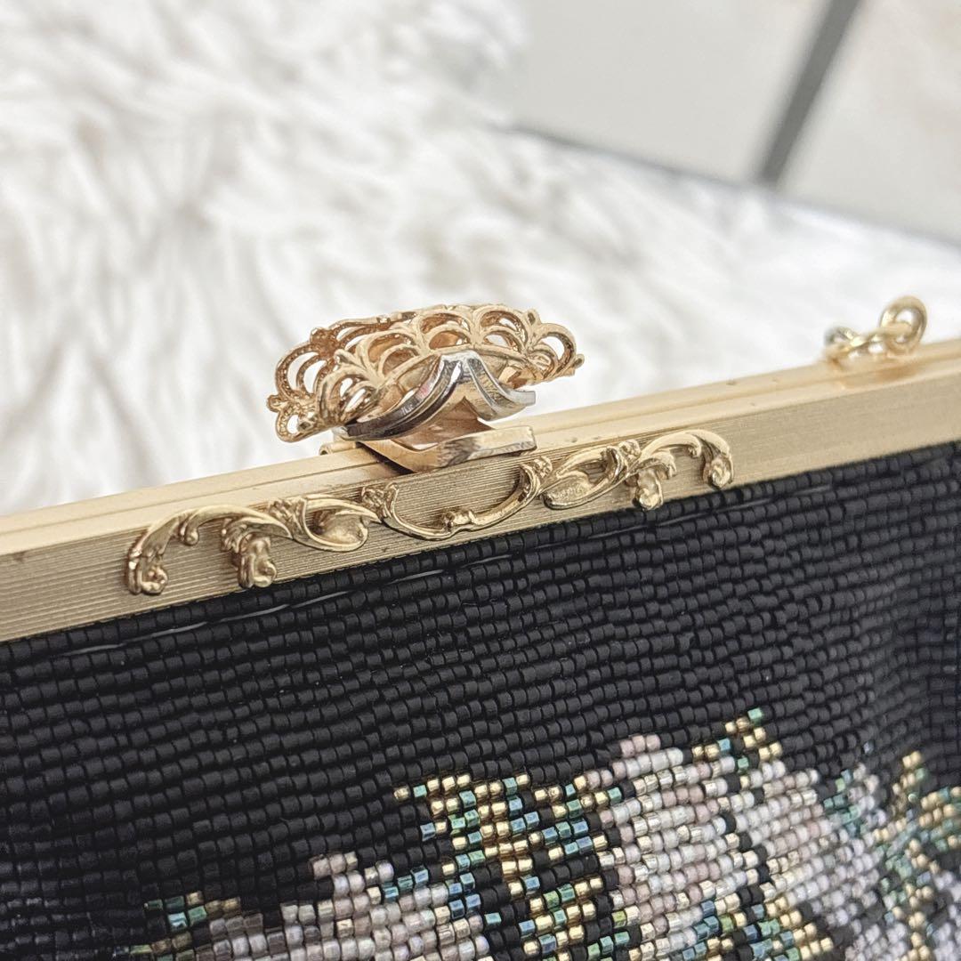 ビーズバッグ　ショルダーポーチ　花柄　フラワー