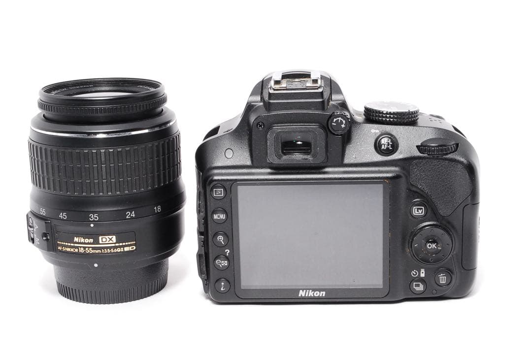 ショット数少なめ◆Nikon D3300◆一眼レフカメラ◆Flash Air付き