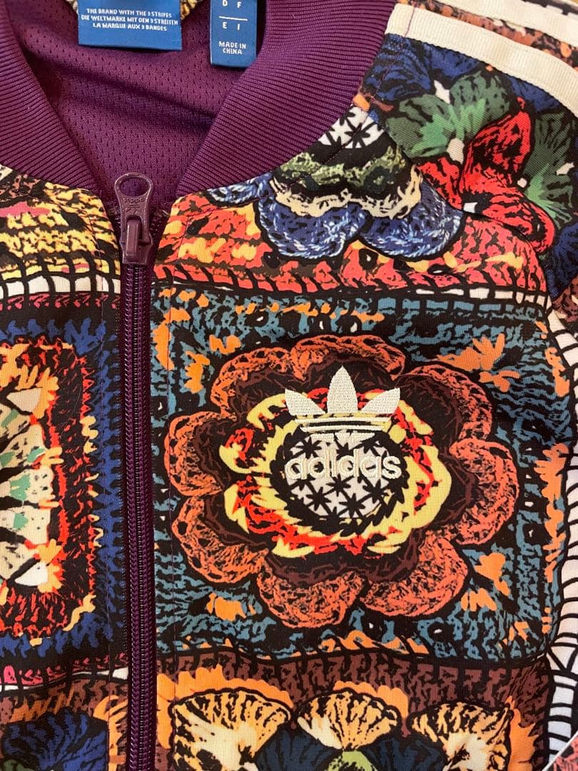 希少 adidas アディダス　セットアップ ジャージ レディース S 総柄