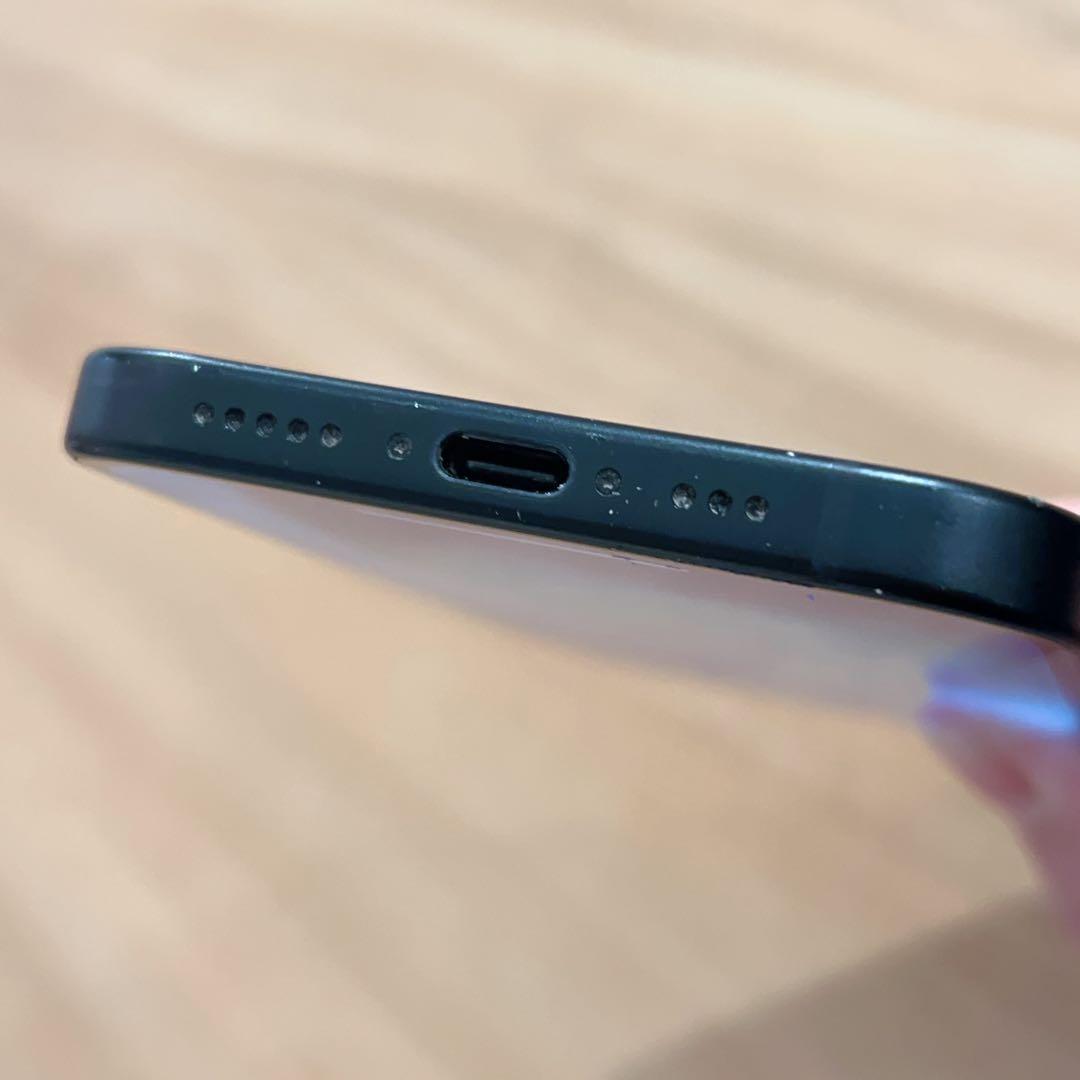 iPhone 15 ブラック 128GB